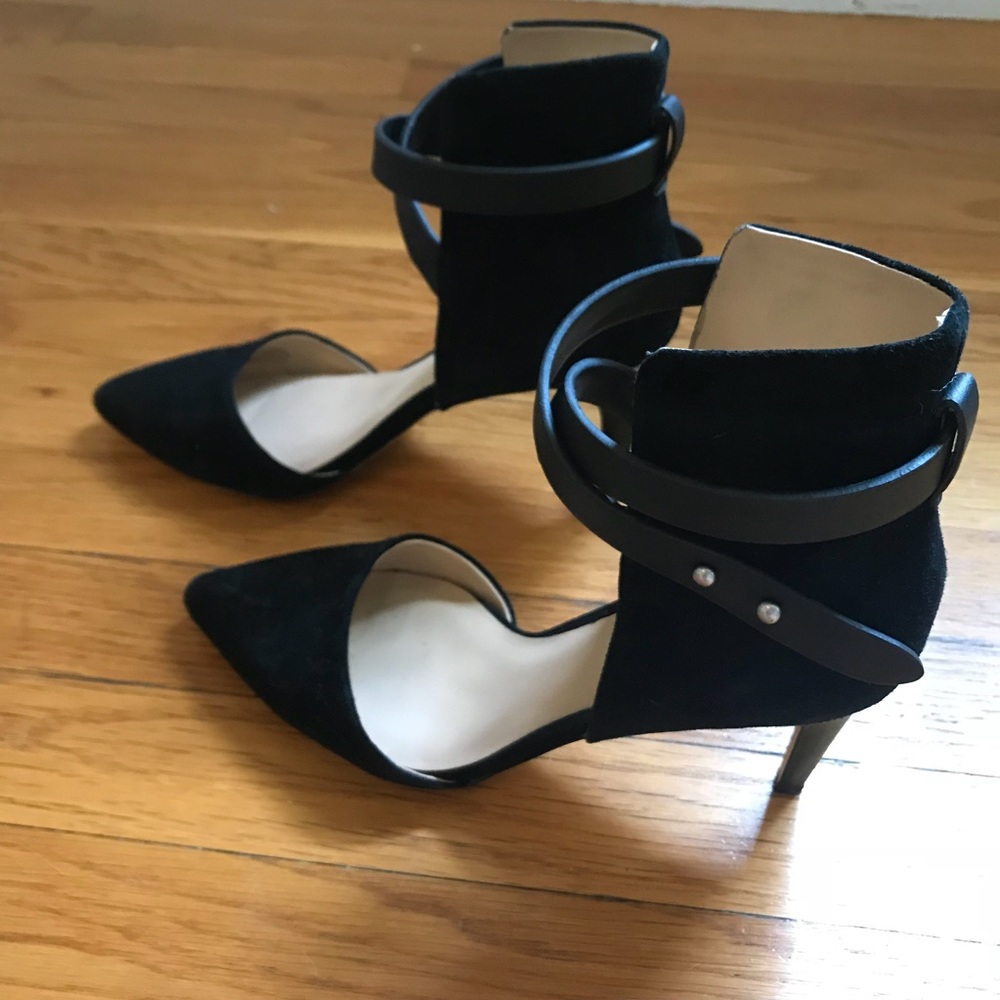 Joe’s Black strappy pumps